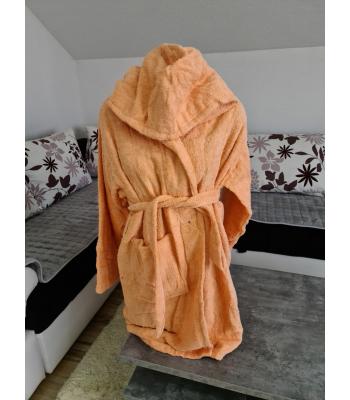 Frotirni kajsija bade mantil