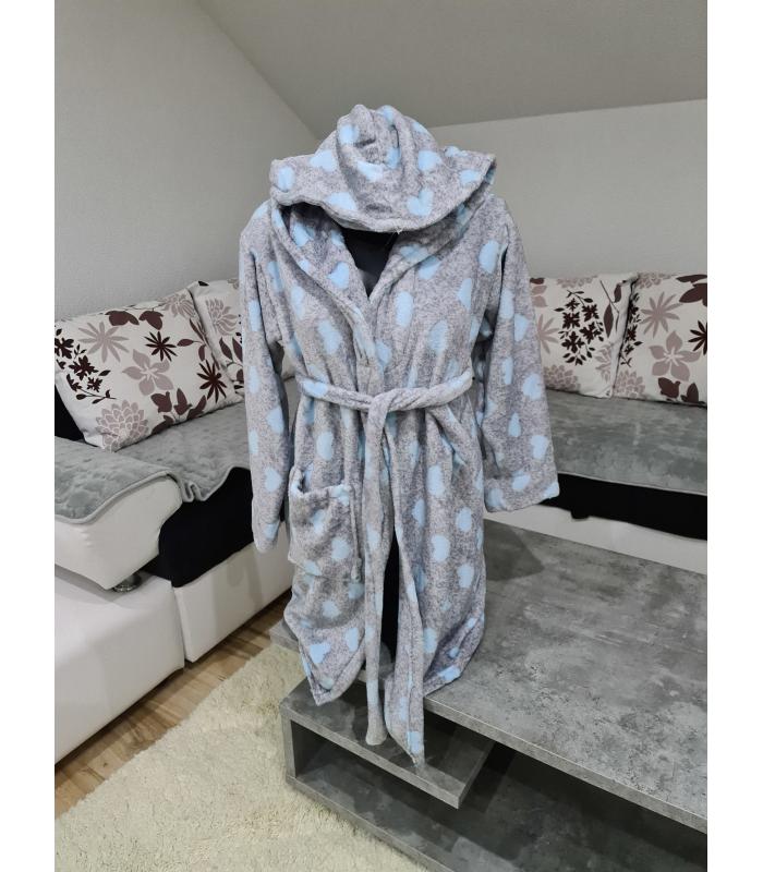 Polar sivi sa svetlo plavim srcima